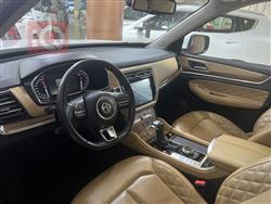 ئێم جی RX8